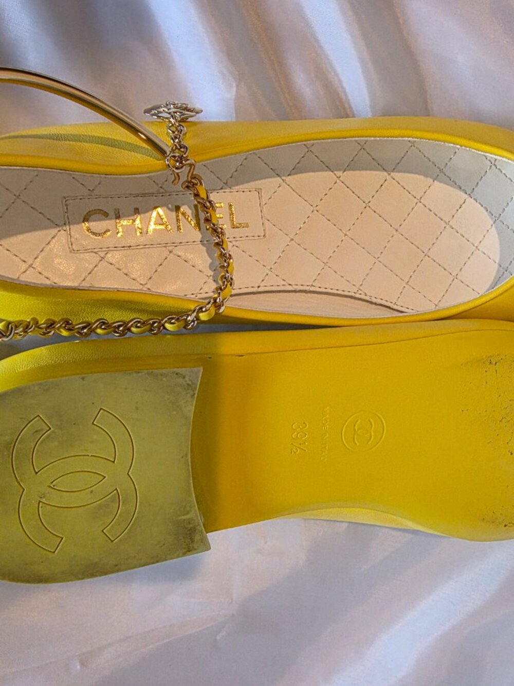 CHANEL Yellow Leather Ballet Flats Gold Chain Size 39.5 - Picture 7 of 8